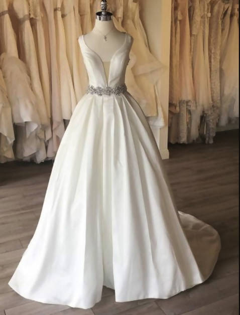 Calle Blanche Wedding Dress Size 4